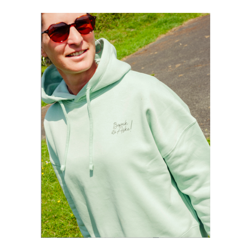 SUDADERA CON CAPUCHA - MUJER